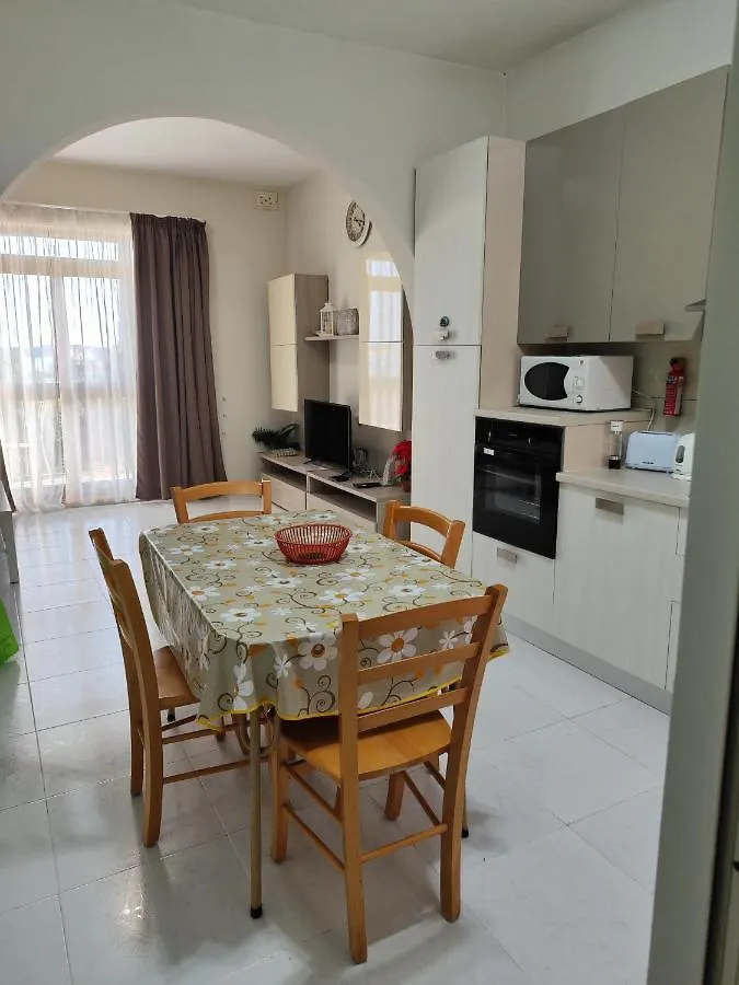 Waterside Apartment Birzebbuga
